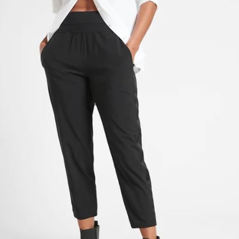 NWT Athleta Nolita Size 6 Black. Org. $89